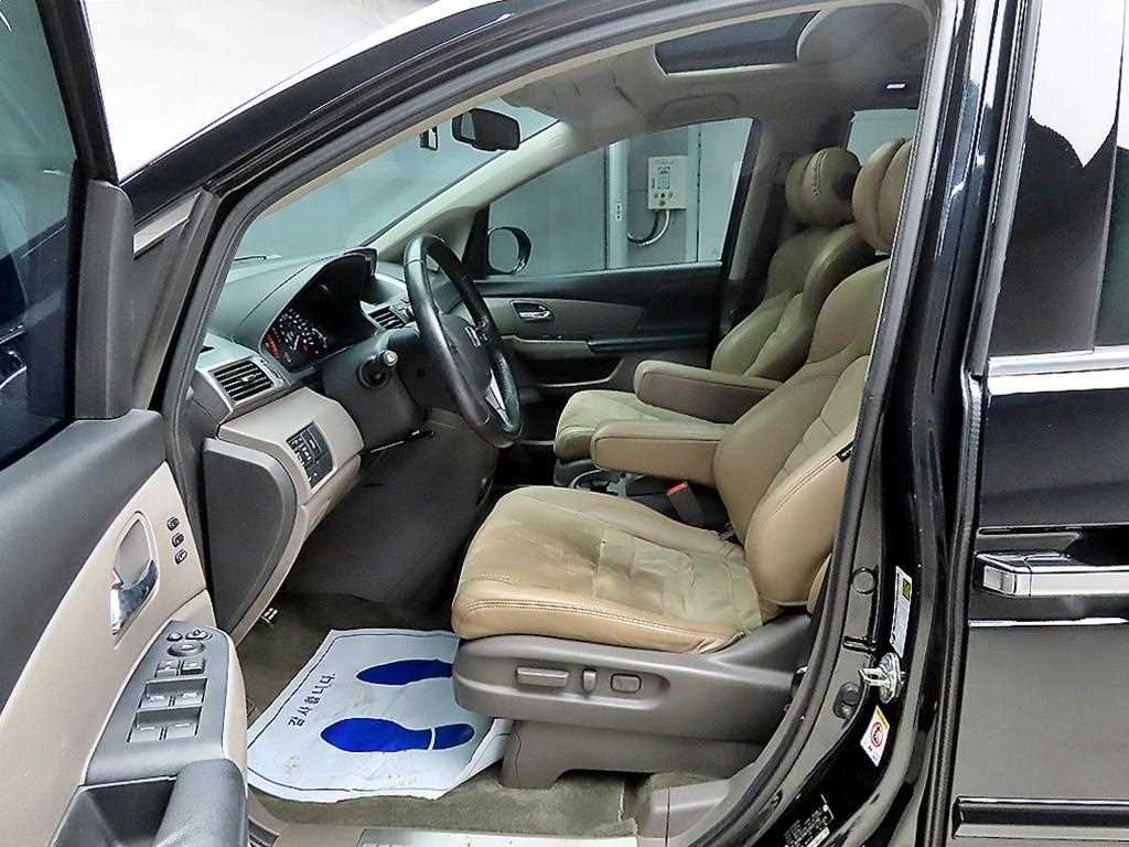Honda Odyssey - Vista 5