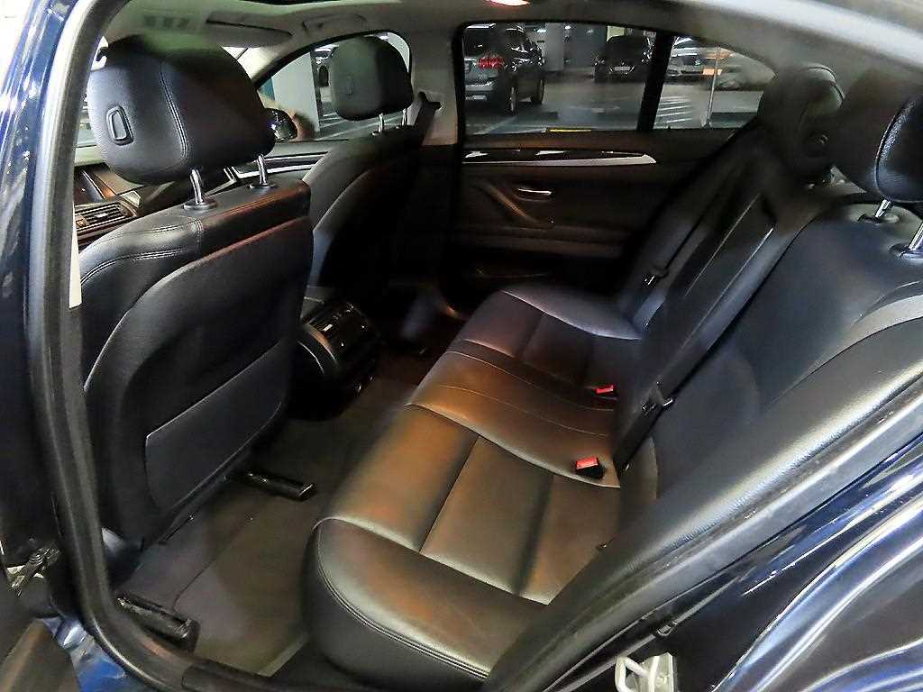 BMW 5 Series - Vista 7