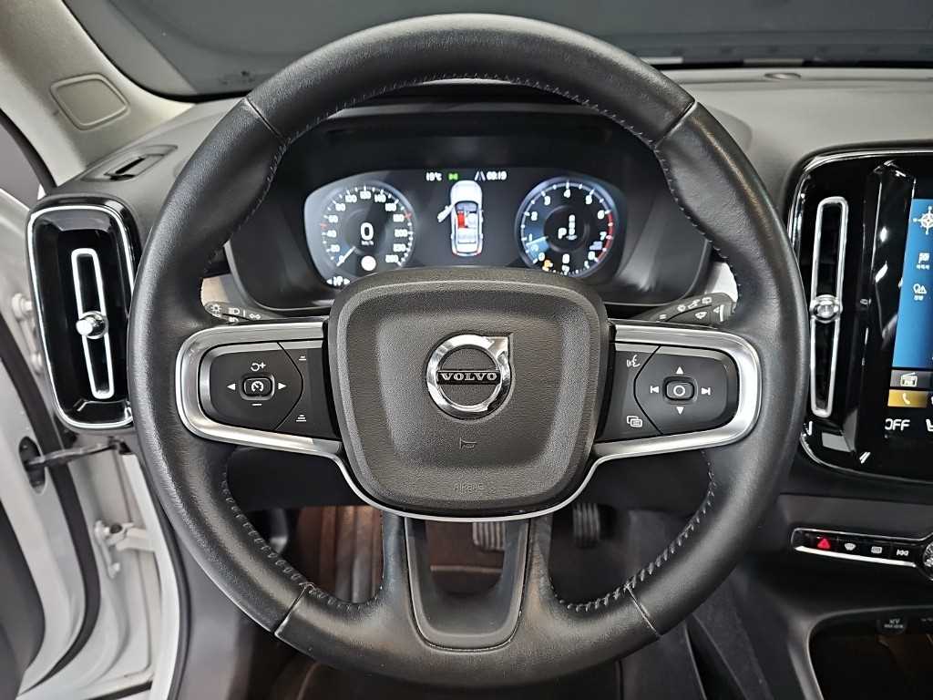 Volvo XC40 - Vista 9