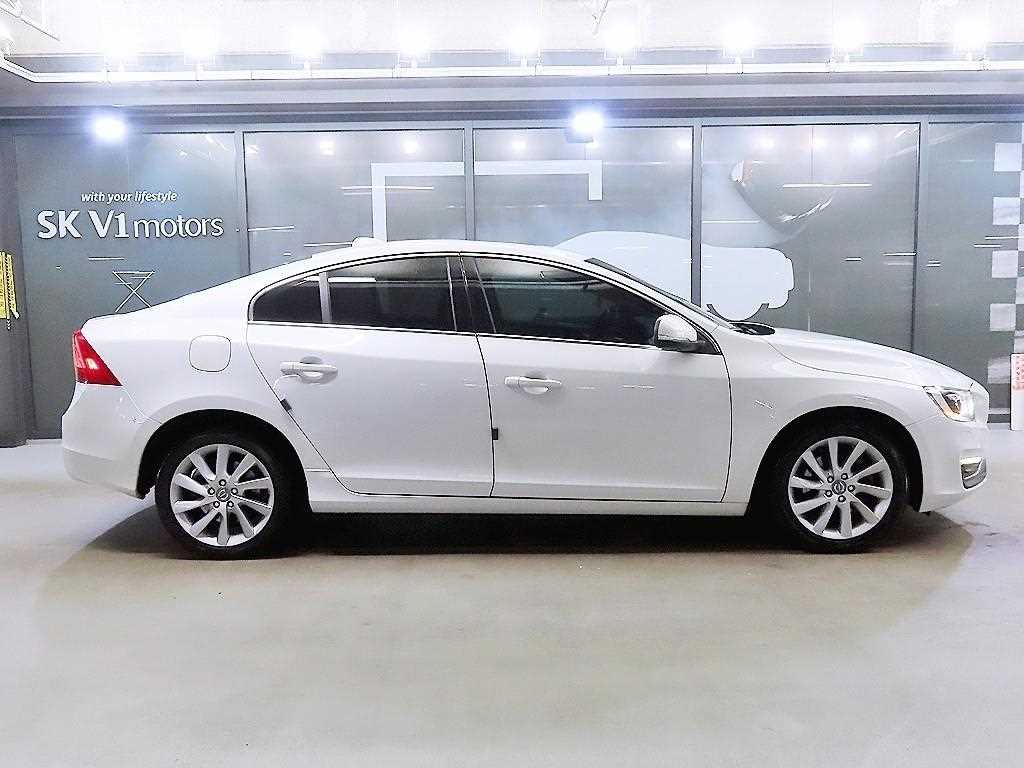 Volvo S60 - Vista 3