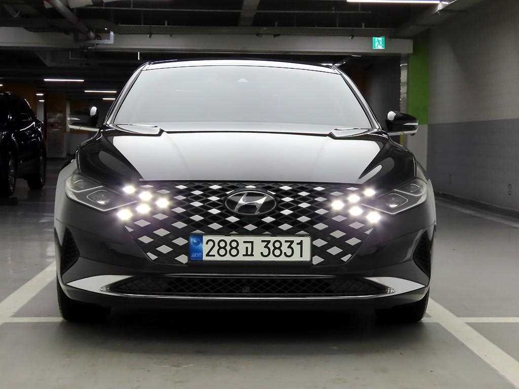 HYUNDAI Grandeur 2023 Negro - Importación desde Corea - HF Imports Iquique - Foto 1