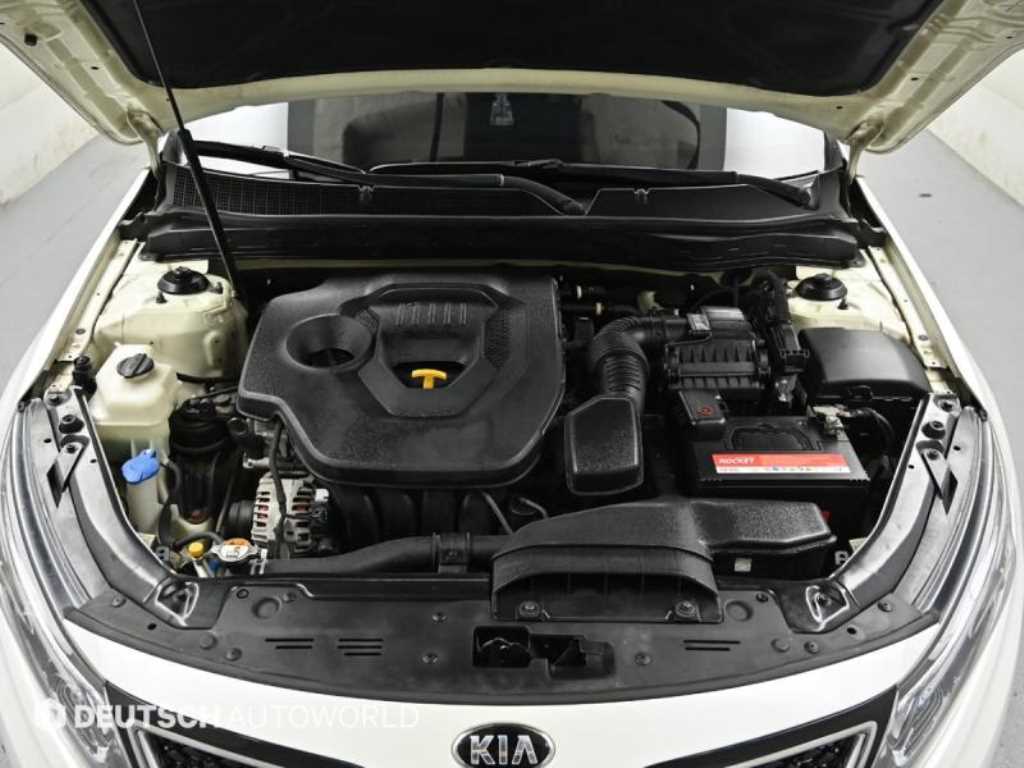 KIA K5 - Vista 6