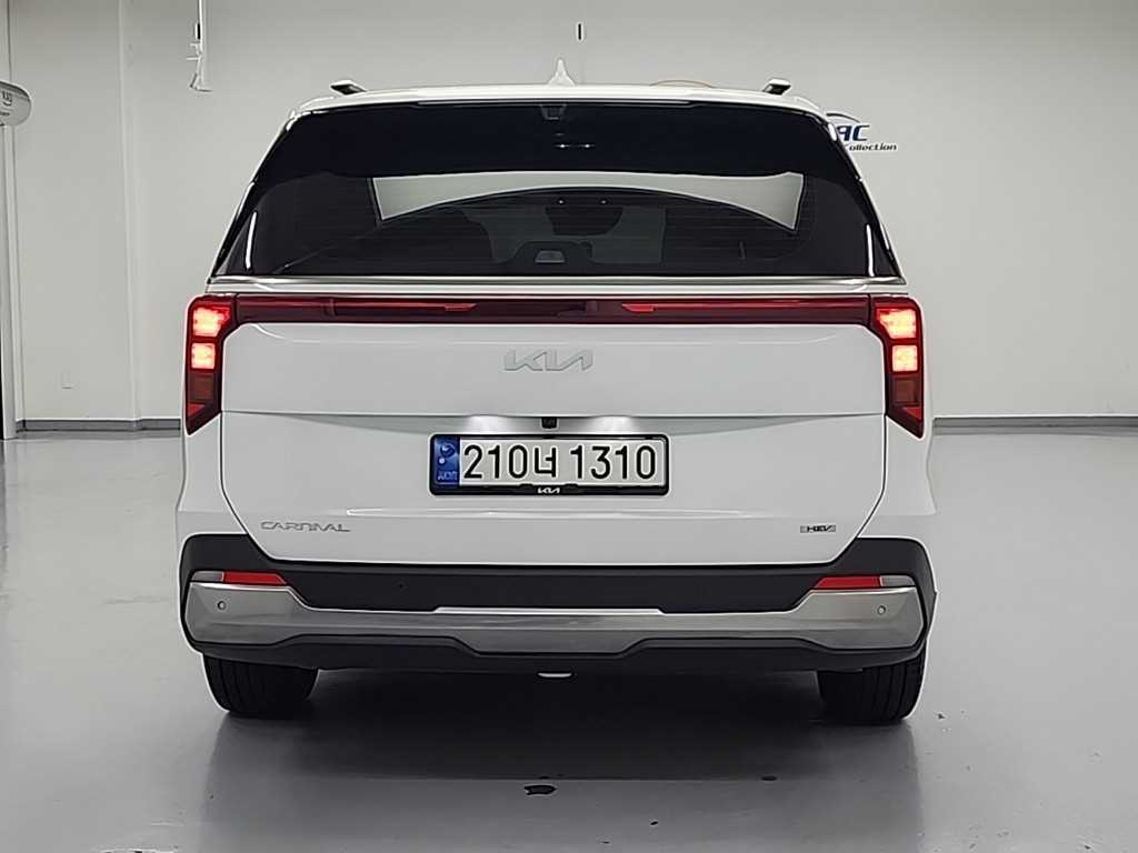 KIA Carnival - Vista 3