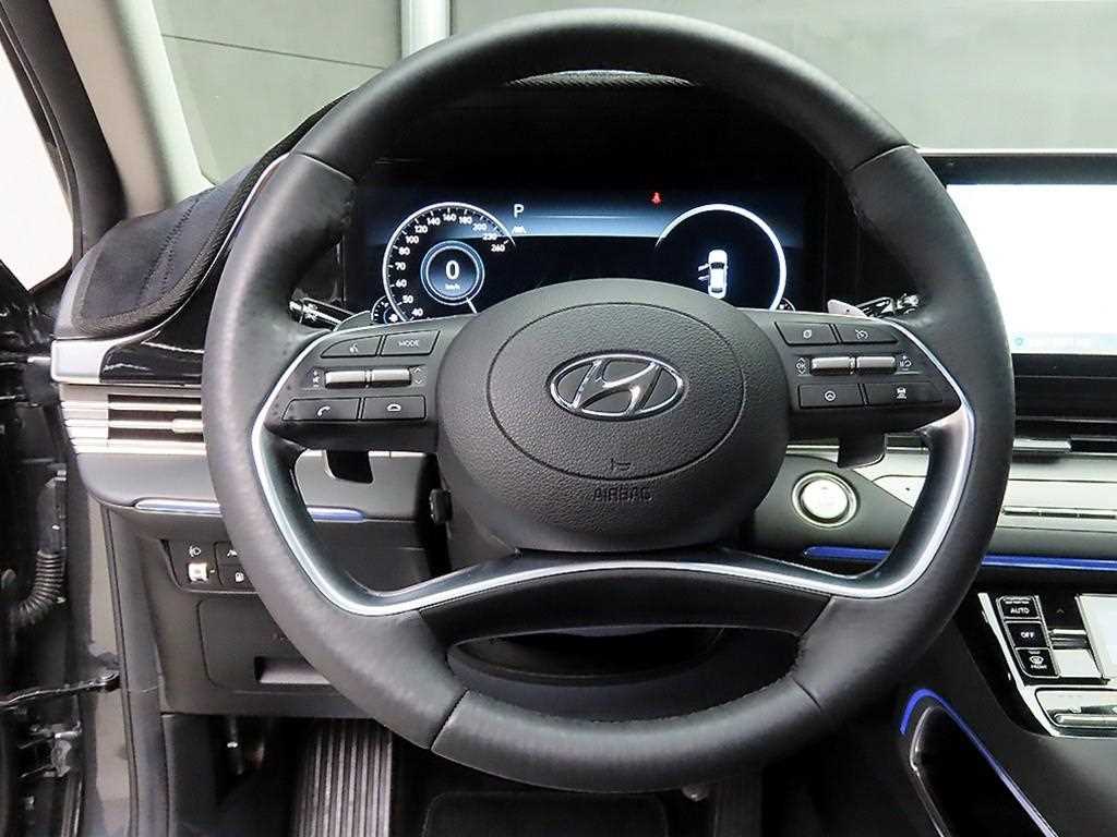 HYUNDAI Grandeur - Vista 9