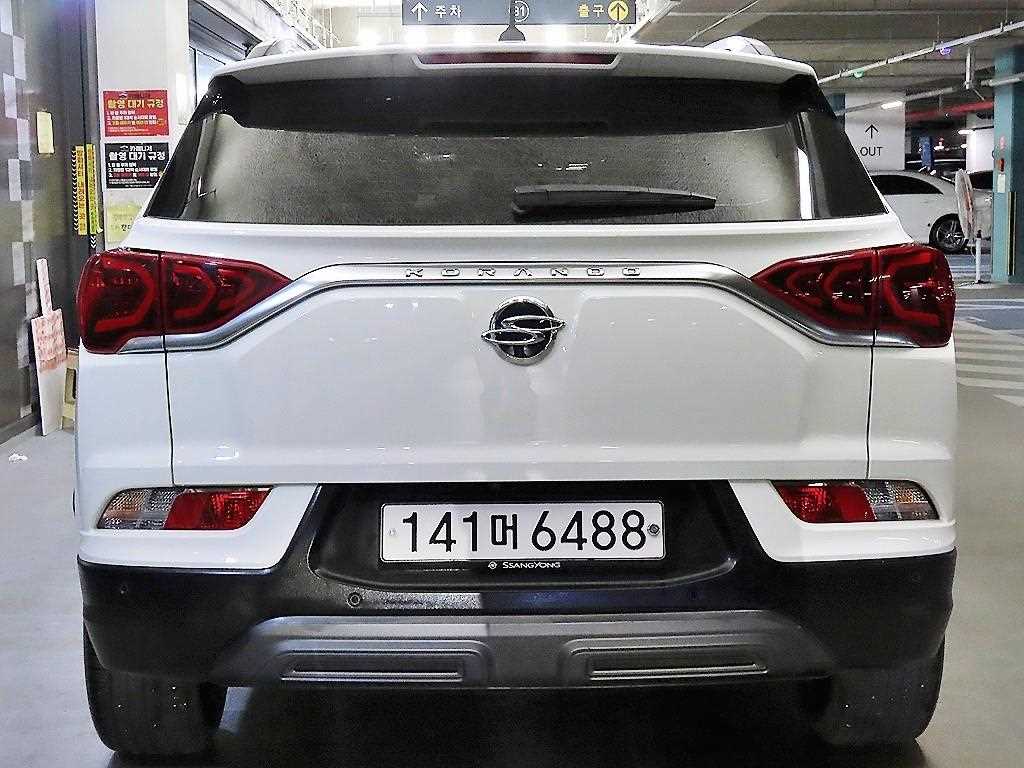 Ssangyong Korando - Vista 5