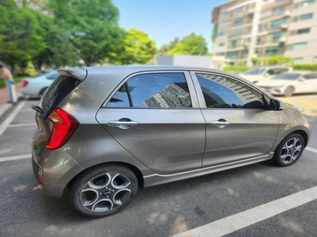 KIA Morning - Vista 6
