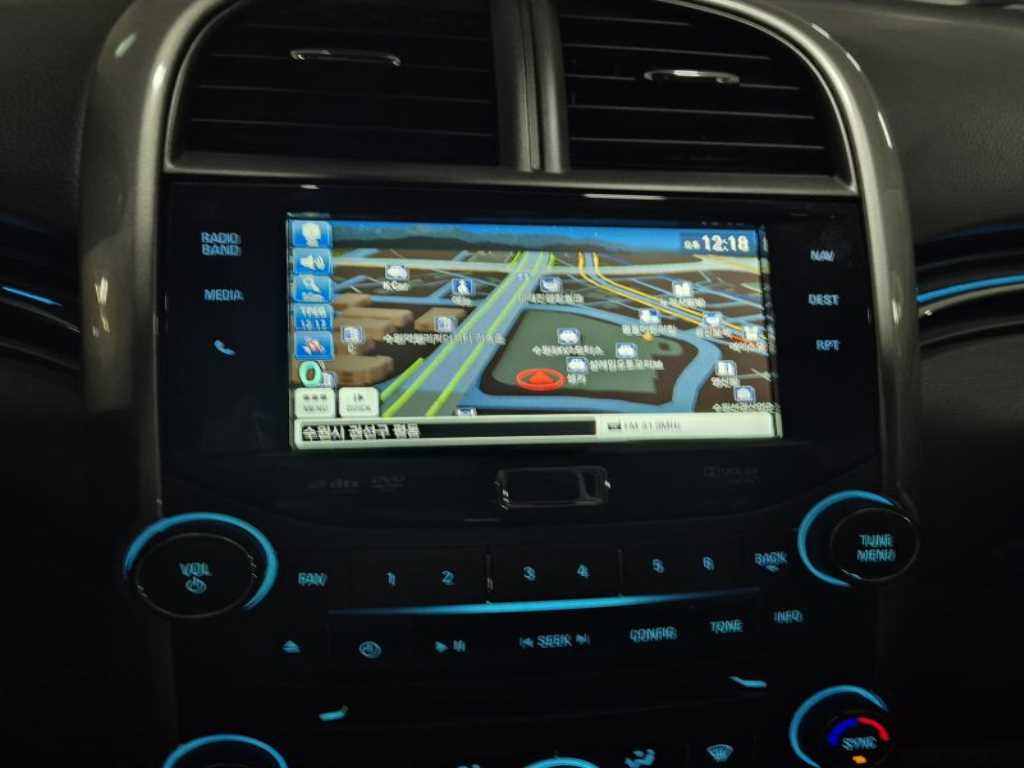 Chevrolet Malibu - Vista 10