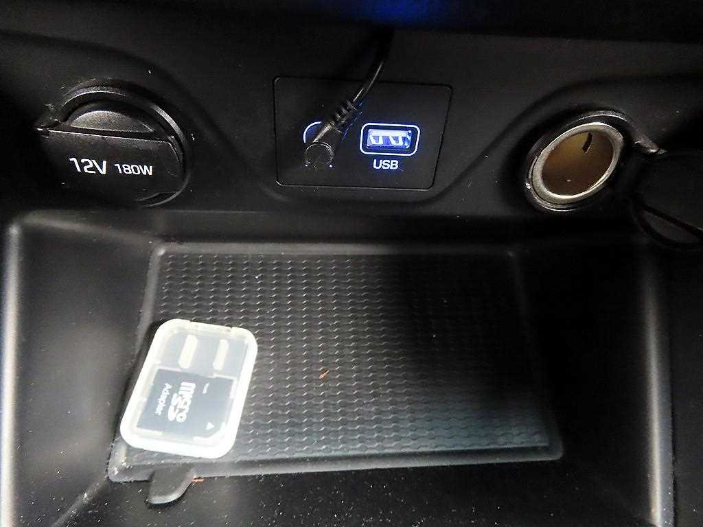 HYUNDAI Tucson 2018 Blanco - Importación desde Corea - HF Imports Iquique - Foto 13
