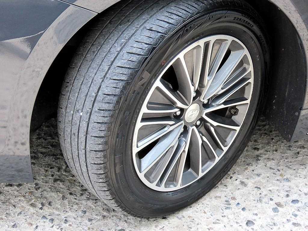HYUNDAI Grandeur 2018 Gris - Importación desde Corea - HF Imports Iquique - Foto 20