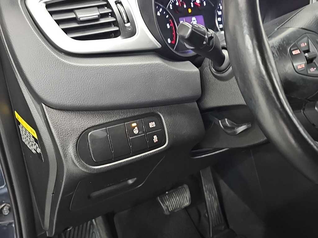 KIA Carens 2015 Azul - Importación desde Corea - HF Imports Iquique - Foto 14