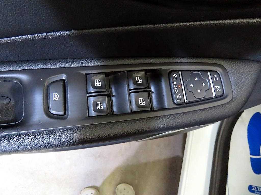 SAMSUNG QM3 2018 Blanco - Importación desde Corea - HF Imports Iquique - Foto 13