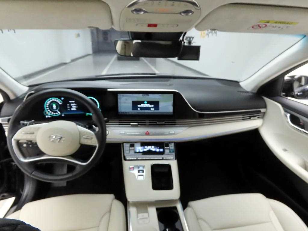 HYUNDAI Grandeur - Vista 6