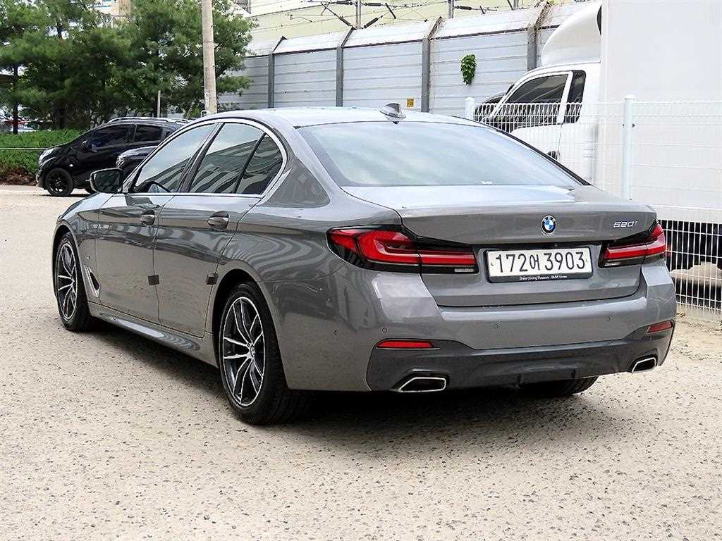 BMW 5 Series - Vista 3