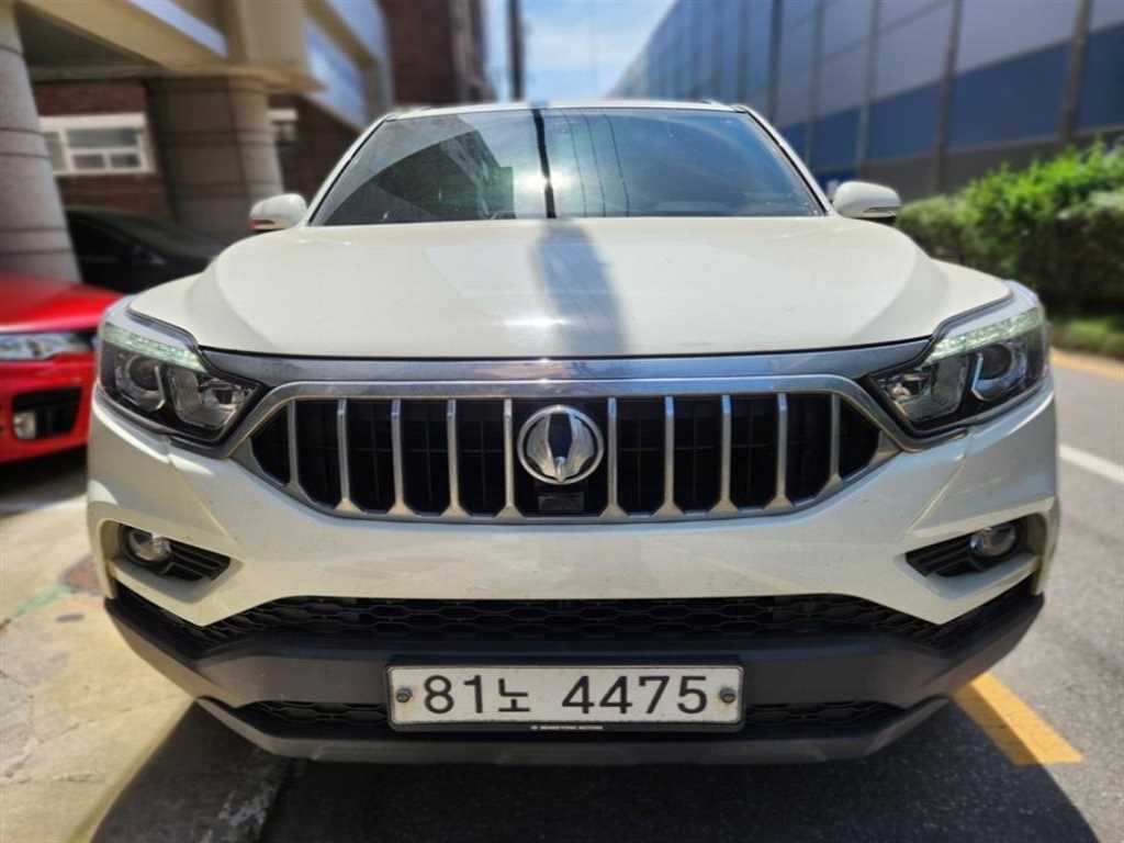 Ssangyong Rexton 2019 Blanco - Importación desde Corea - HF Imports Iquique - Foto 1