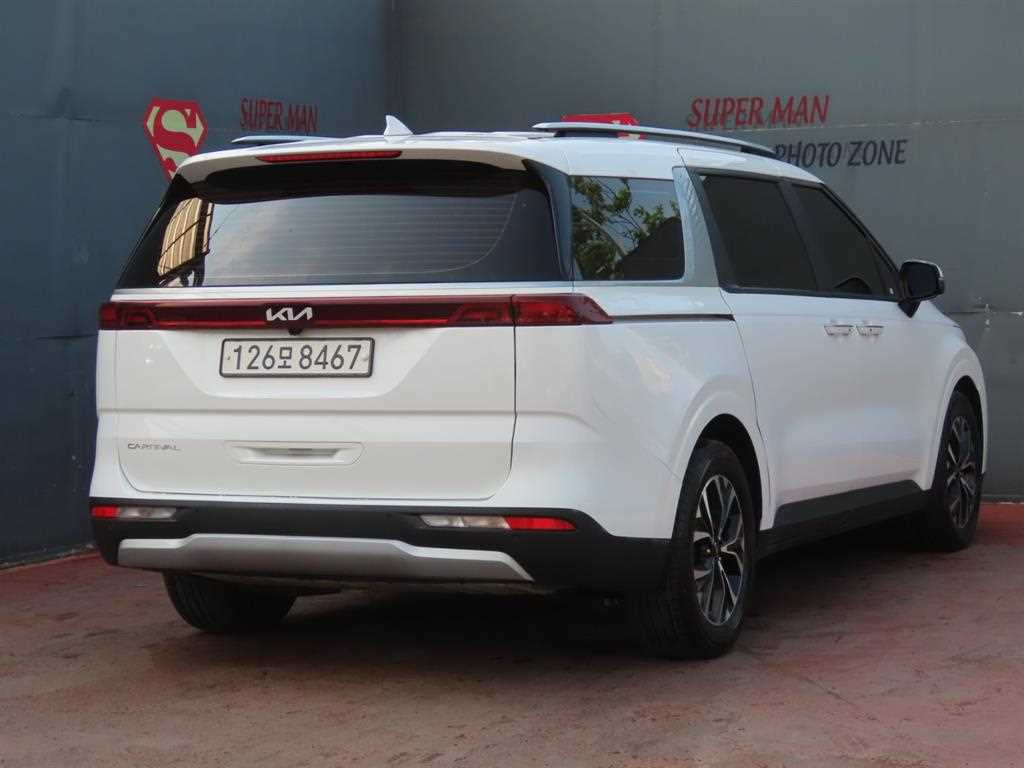 KIA Carnival - Vista 3