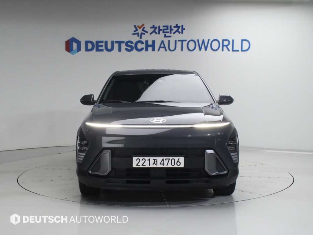 HYUNDAI Kona - Vista 3