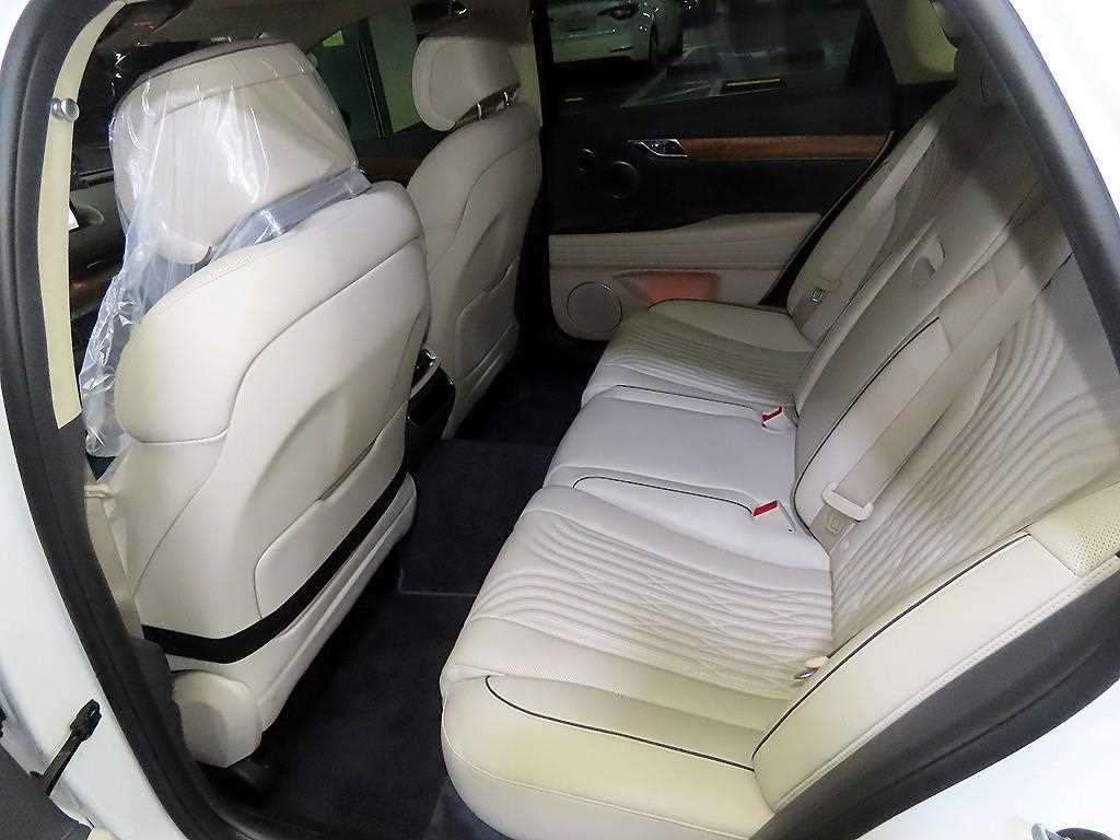 Genesis G80 - Vista 9
