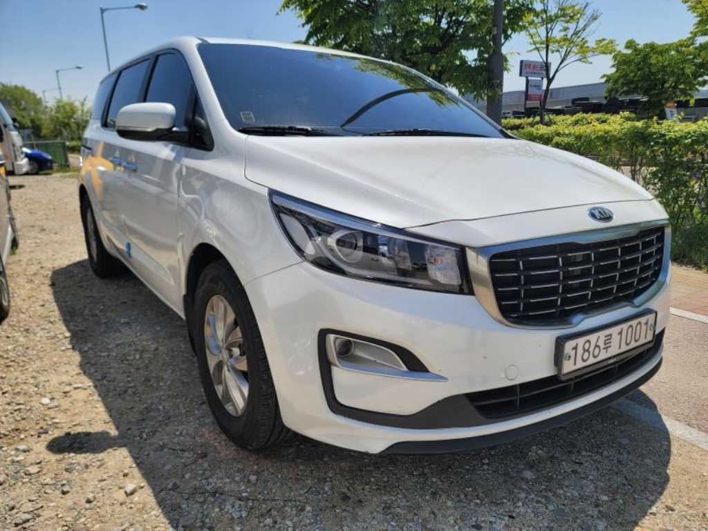 KIA Carnival - Vista 4