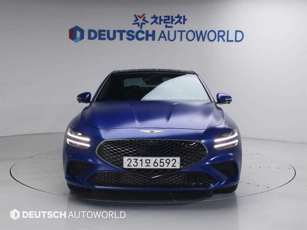 Genesis G70 - Vista 3