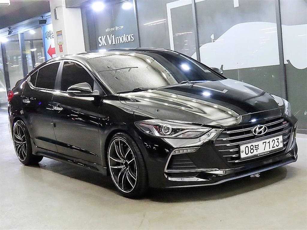 HYUNDAI Avante 2018 - Importación desde Corea - HF Imports Iquique - Foto 1