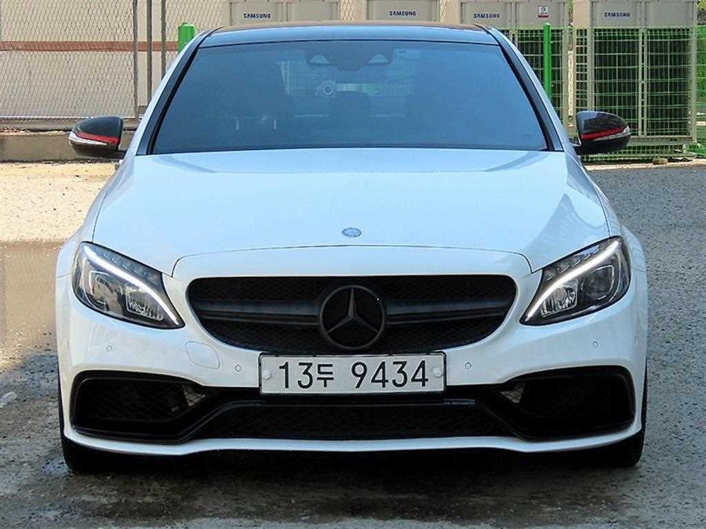 Mercedes Benz C Class - Vista 2