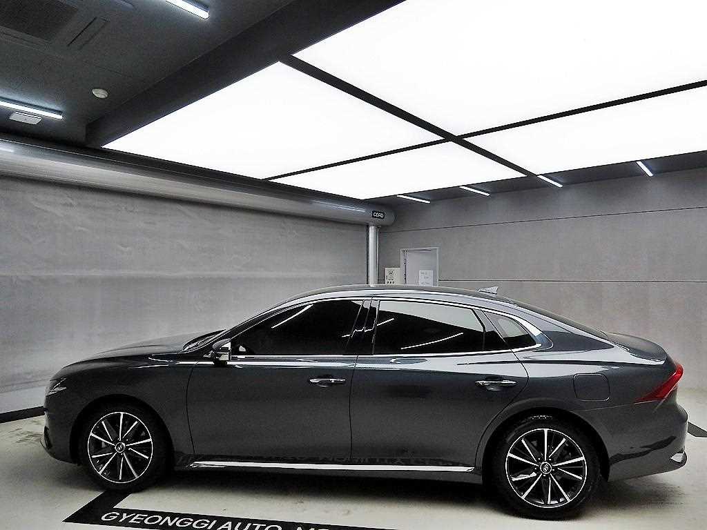HYUNDAI Grandeur - Vista 4