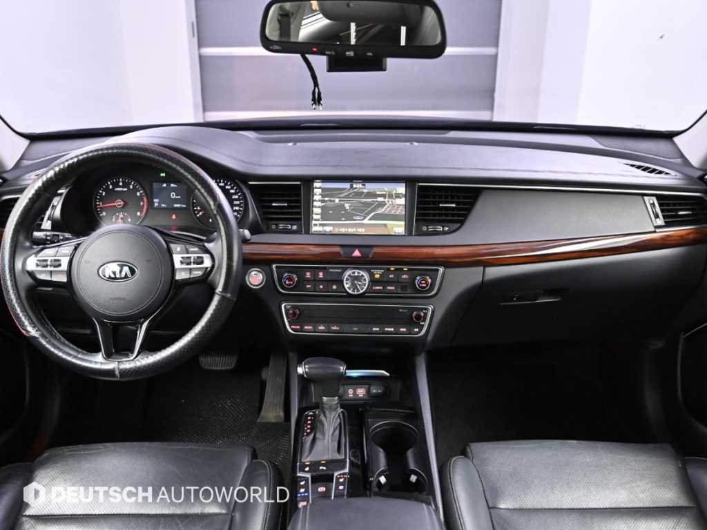 KIA K7 - Vista 8