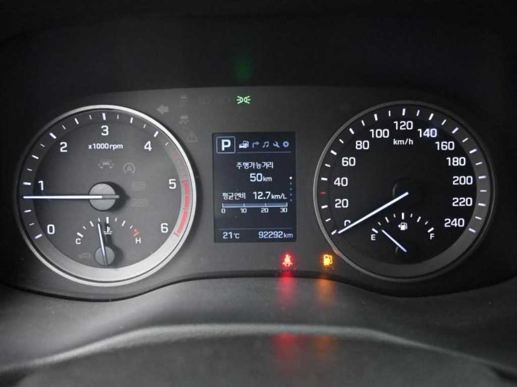 HYUNDAI Tucson - Vista 8