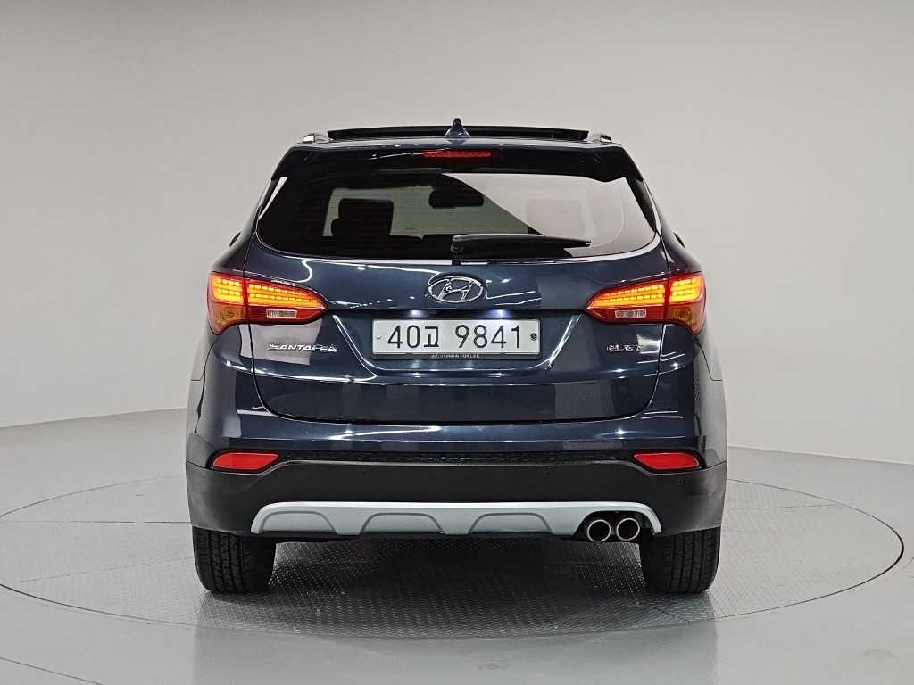 HYUNDAI Santa Fe - Vista 3