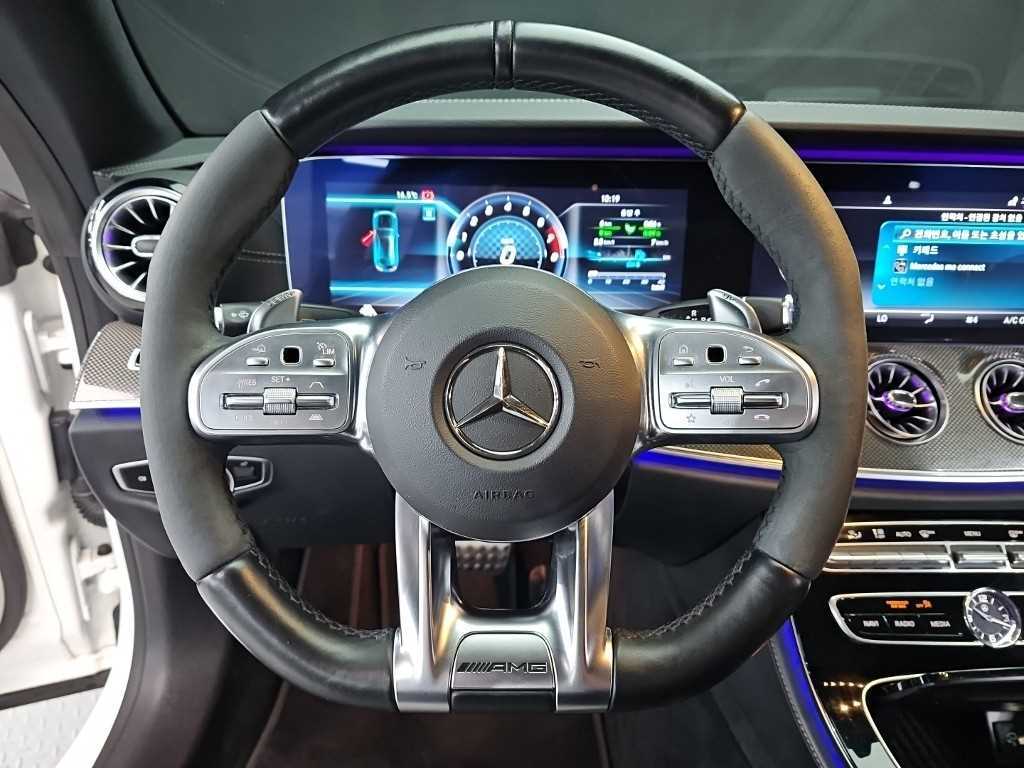 Mercedes Benz E class - Vista 8