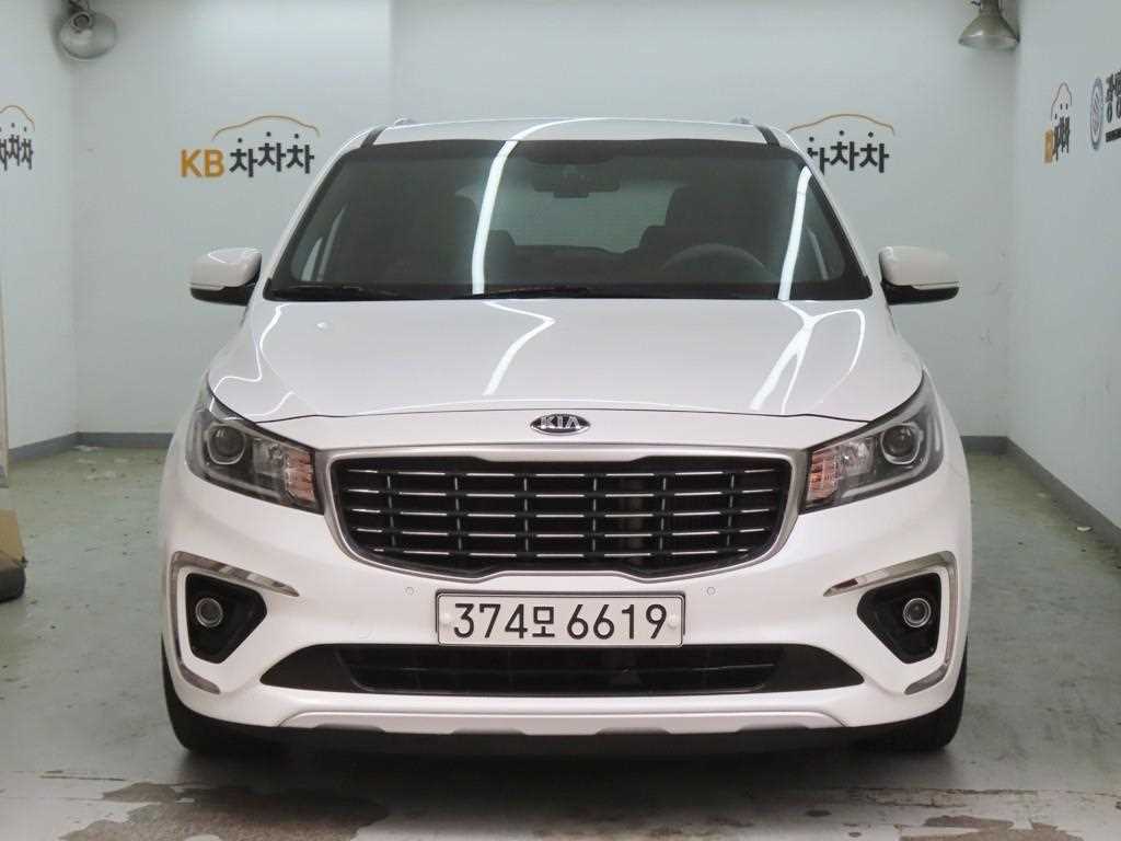 KIA Carnival 2019 Blanco - Importación desde Corea - HF Imports Iquique - Foto 1