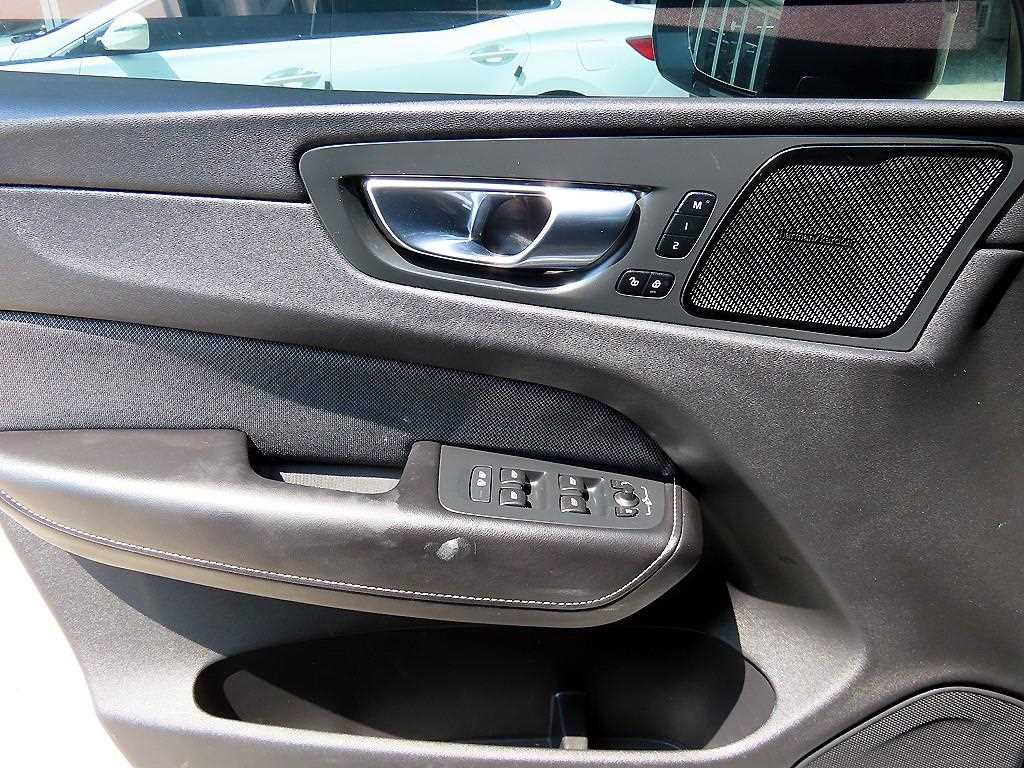 Volvo XC60 - Vista 12