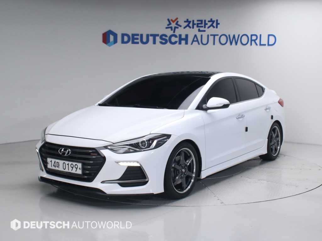 HYUNDAI Avante 2017 Blanco - Importación desde Corea - HF Imports Iquique - Foto 1