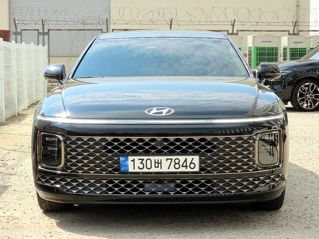 HYUNDAI Grandeur - Vista 2