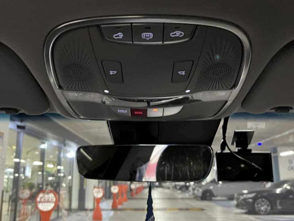 KIA K9 - Vista 9