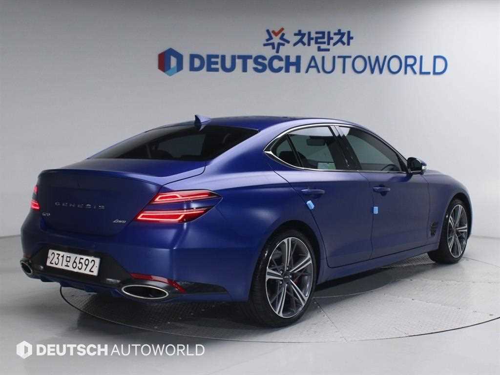 Genesis G70 - Vista 2