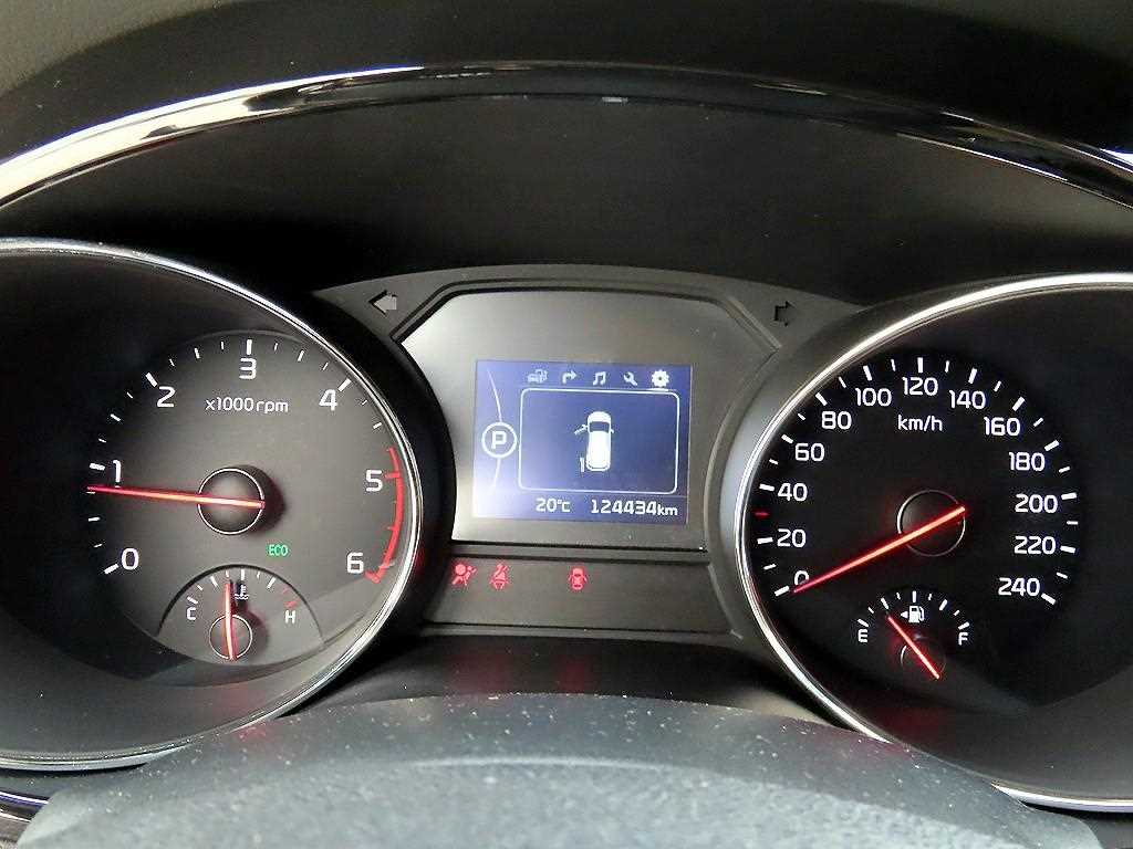 KIA Carnival - Vista 10