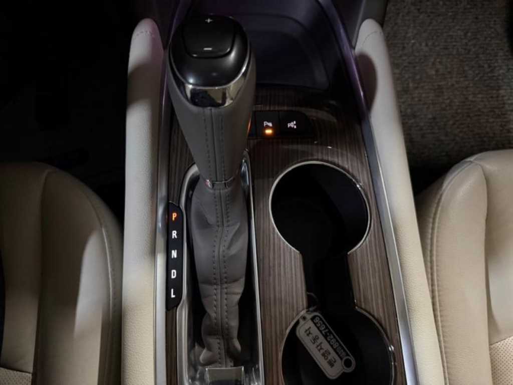 Chevrolet Malibu 2020 Azul - Importación desde Corea - HF Imports Iquique - Foto 13
