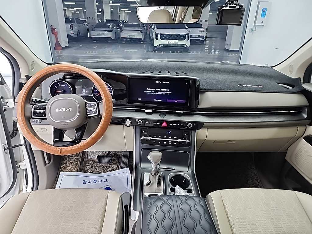 KIA Carnival - Vista 7