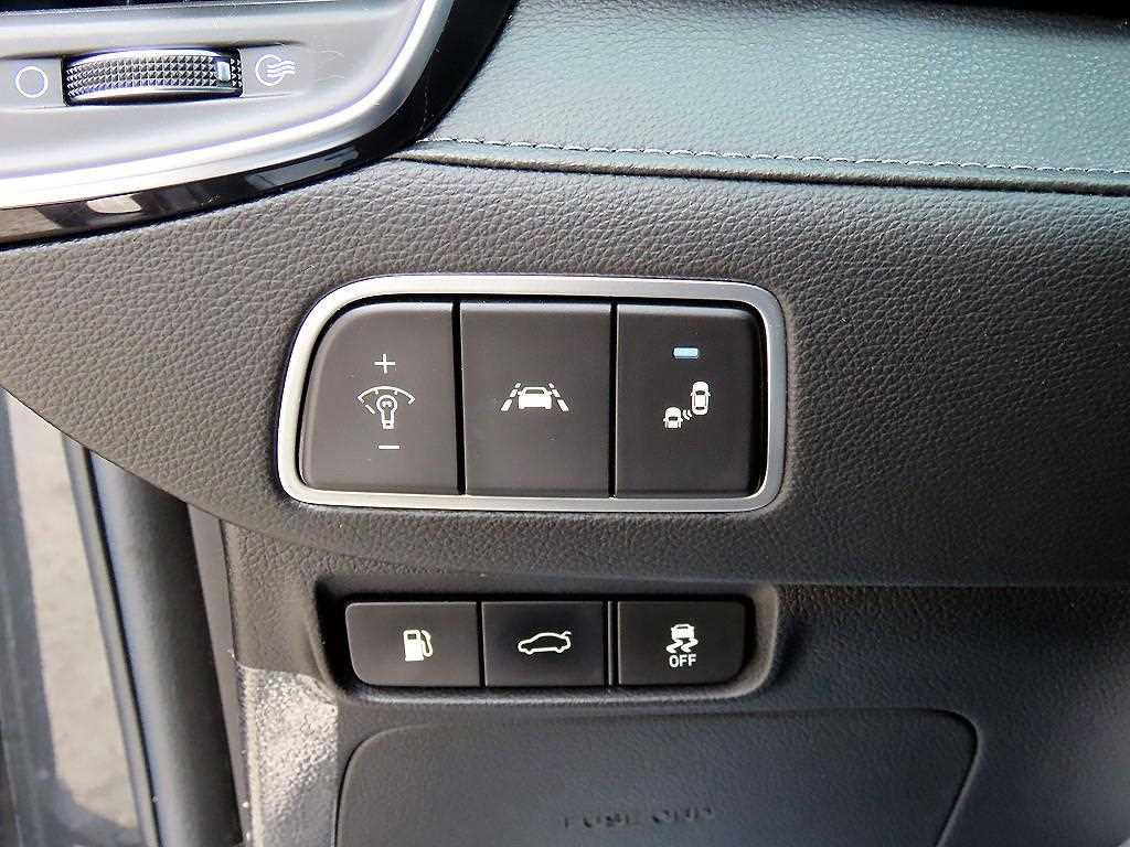 HYUNDAI Grandeur - Vista 12