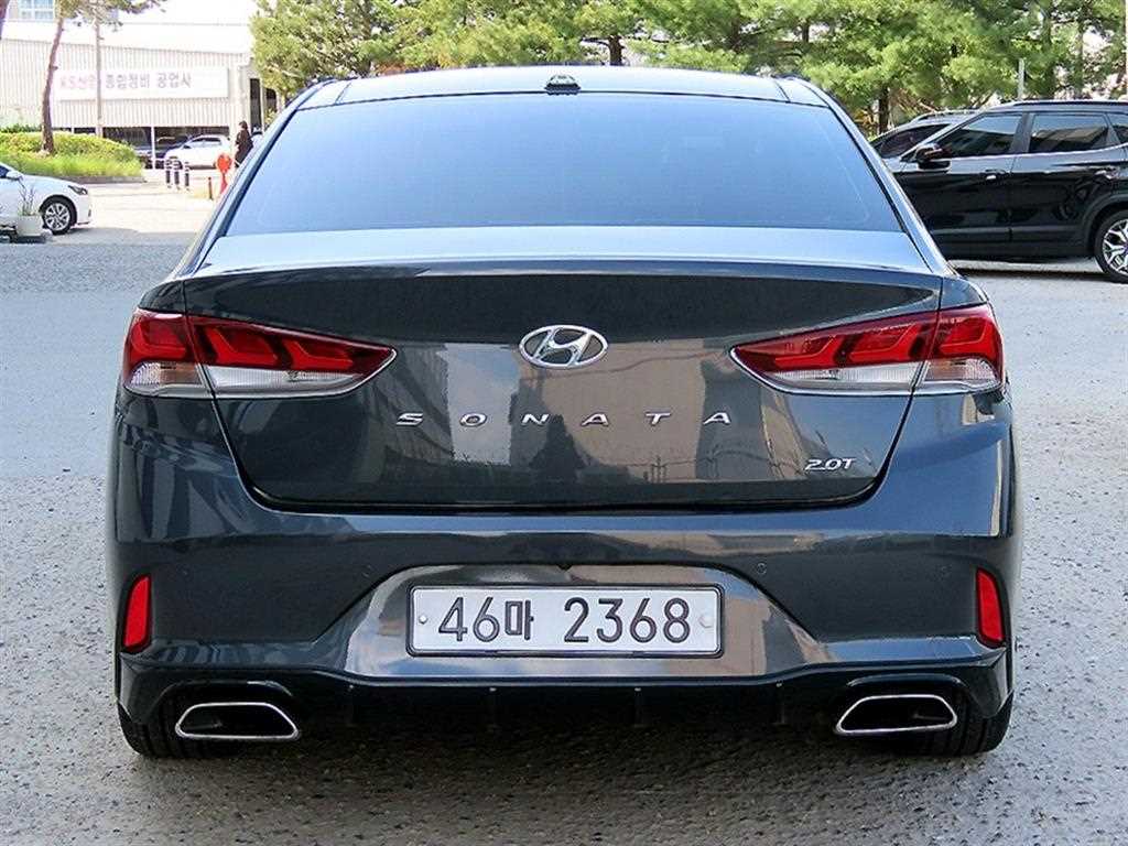 HYUNDAI Sonata - Vista 4