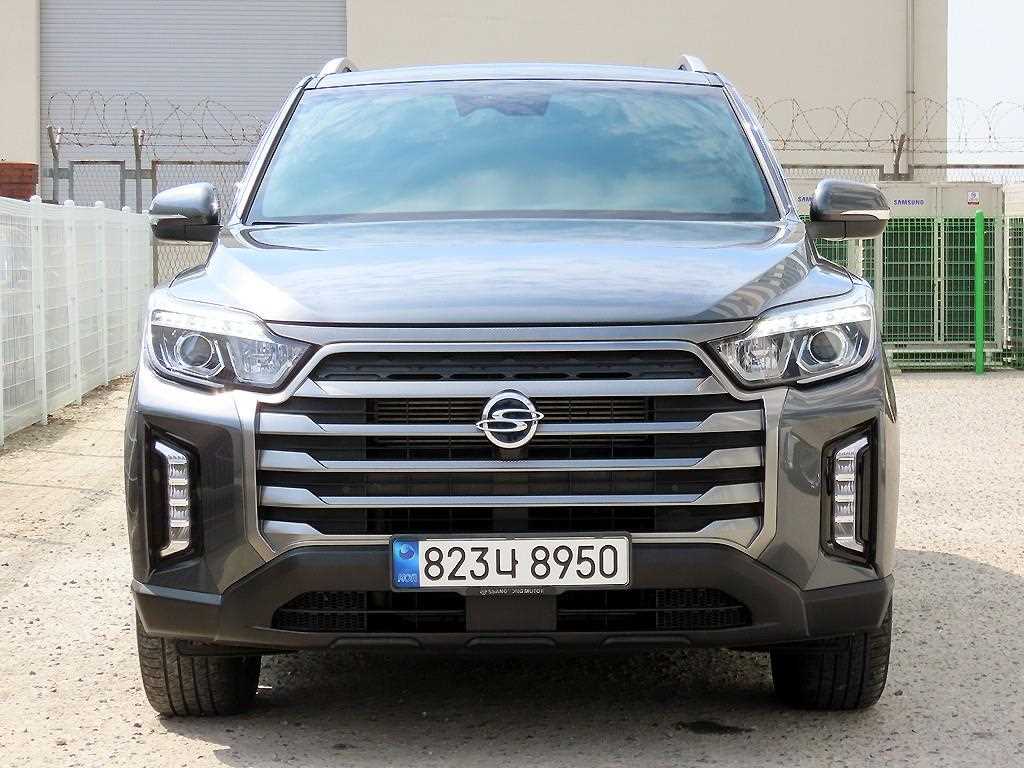 Ssangyong Rexton 2023 Gris - Importación desde Corea - HF Imports Iquique - Foto 1
