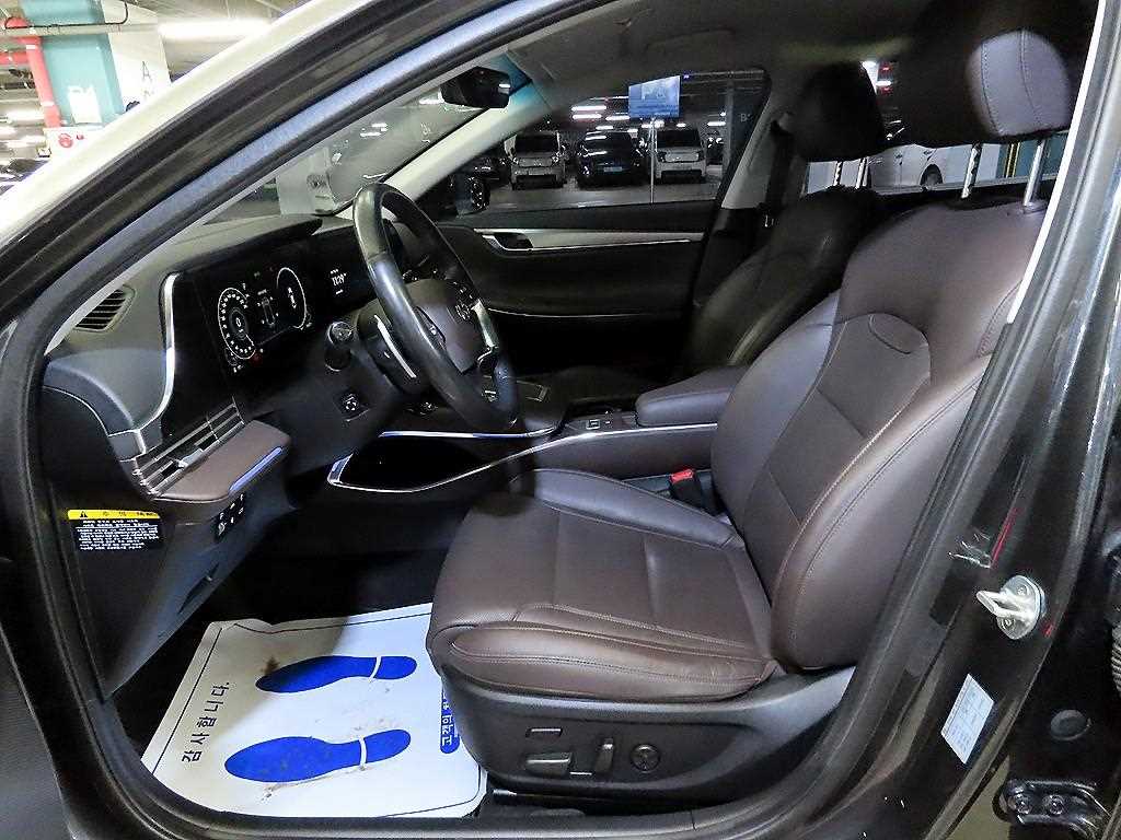 HYUNDAI Grandeur - Vista 6