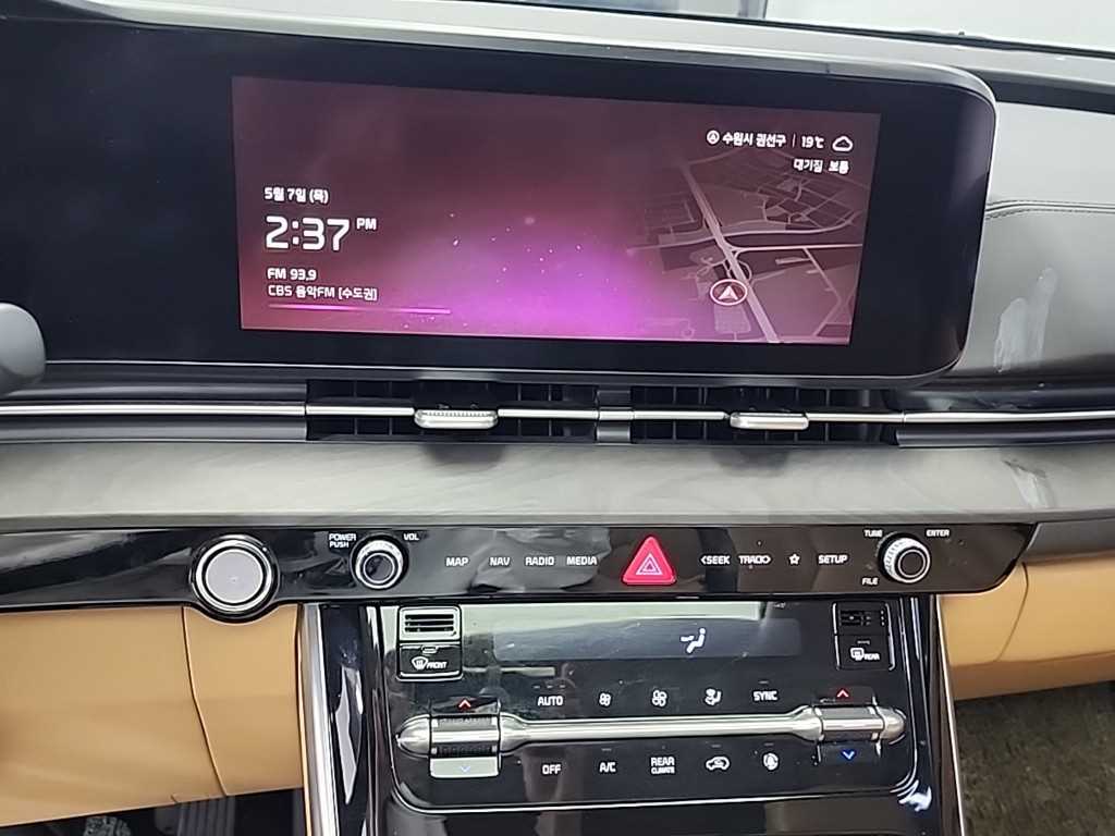 KIA Carnival - Vista 10