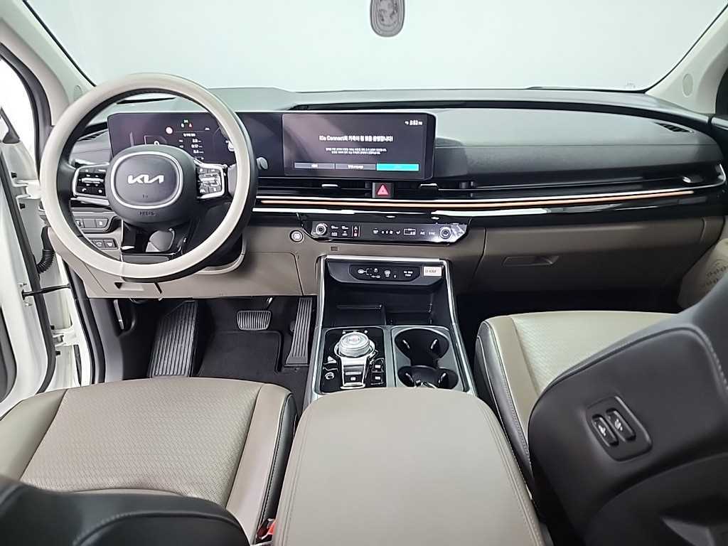 KIA Carnival - Vista 7