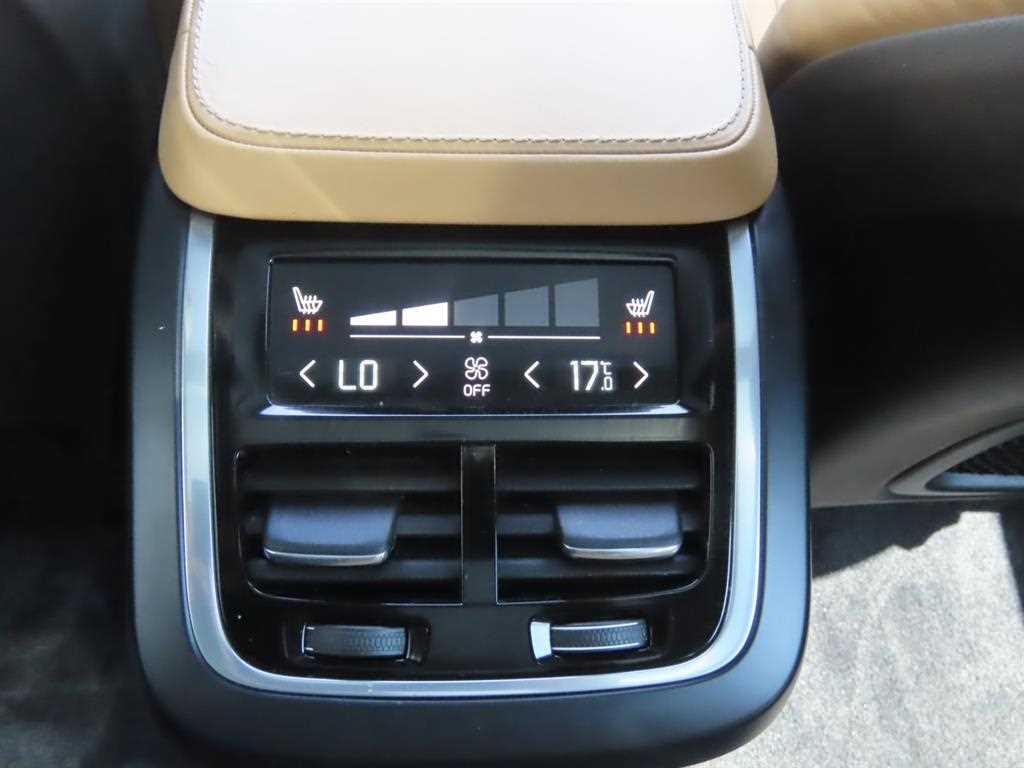 Volvo XC90 - Vista 7