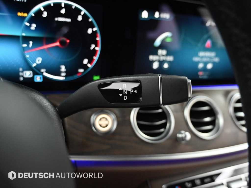 Mercedes Benz E class - Vista 9