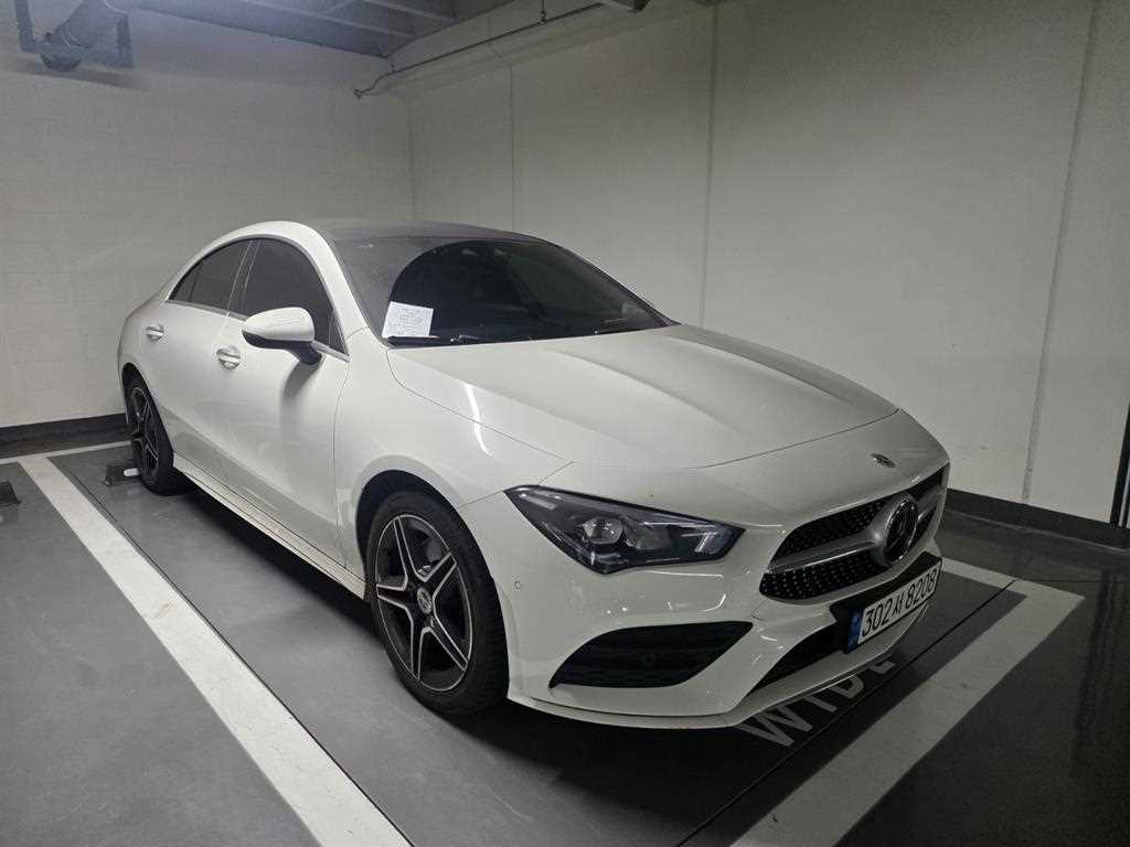 Mercedes Benz CLA Class - Vista 2