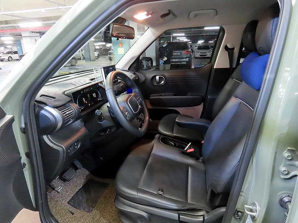 HYUNDAI Casper - Vista 6