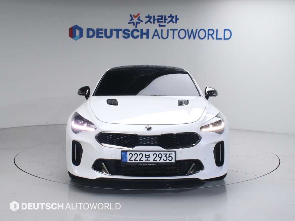 KIA Stinger 2018 Blanco - Importación desde Corea - HF Imports Iquique - Foto 1